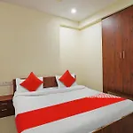 Hotel O Ritu Palace